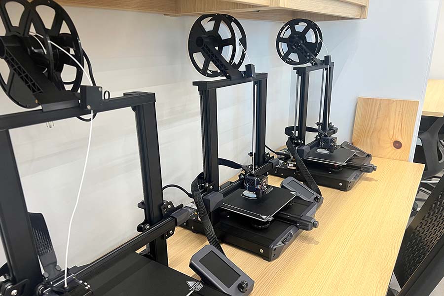 photo of Many Filament 3D Printers