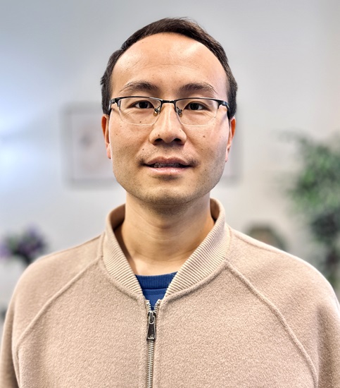 photo of Jishi Ye, MD/PhD