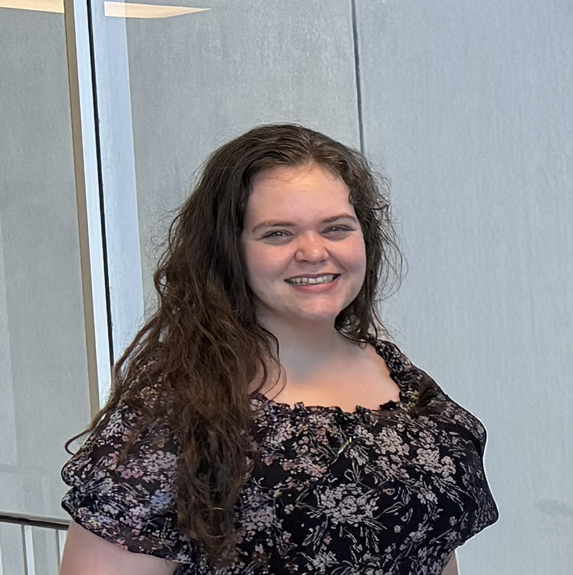 photo of Natalie Yaeger