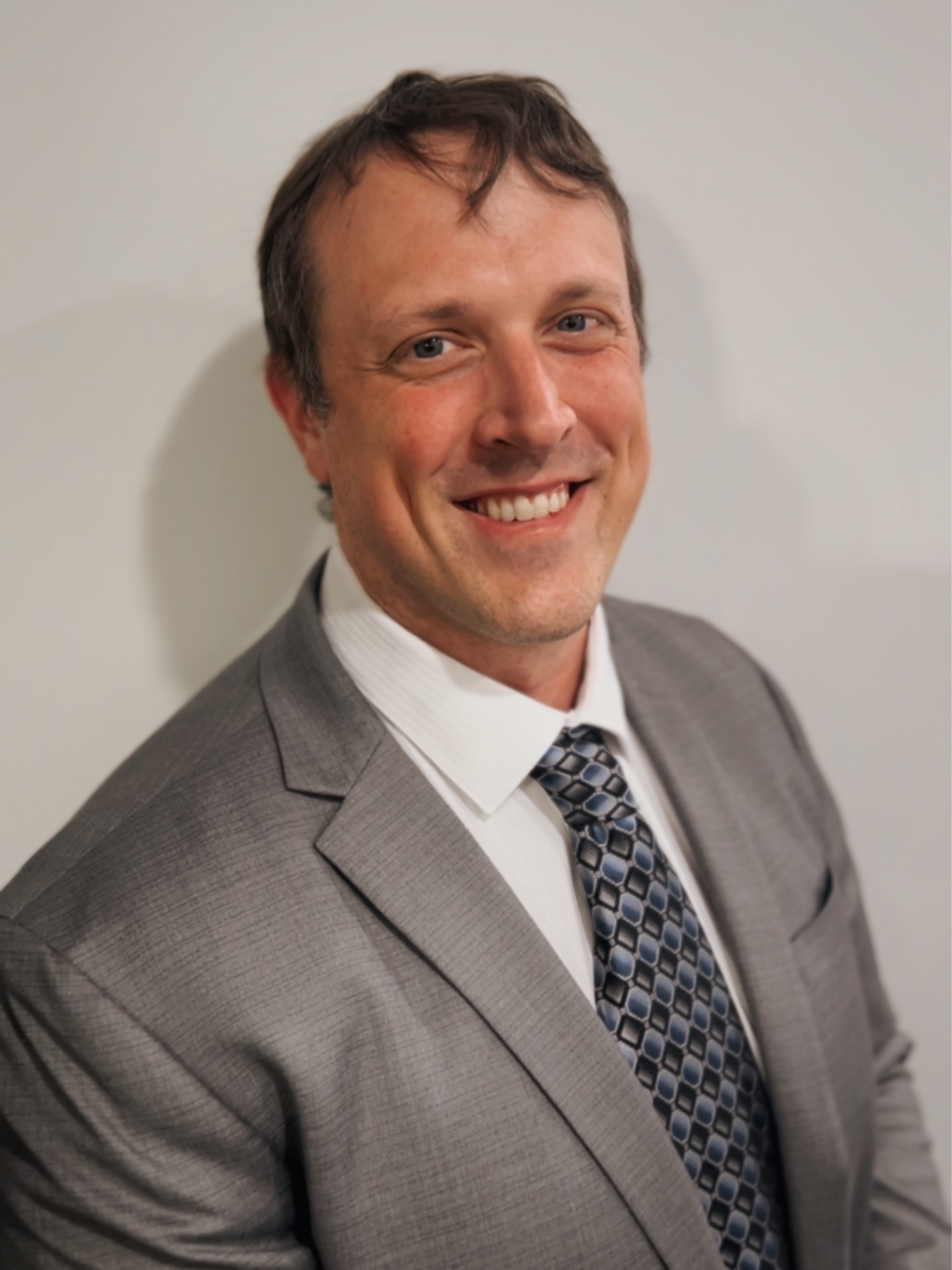 Photo of
Larry May, MD (Peer Mentorship Liaison)