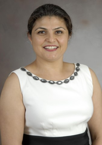 photo of Balveen Kaur, PhD, BS Professor