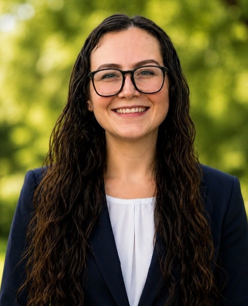 photo of Kennedy Schratz, MSN, APRN, CPNP-AC