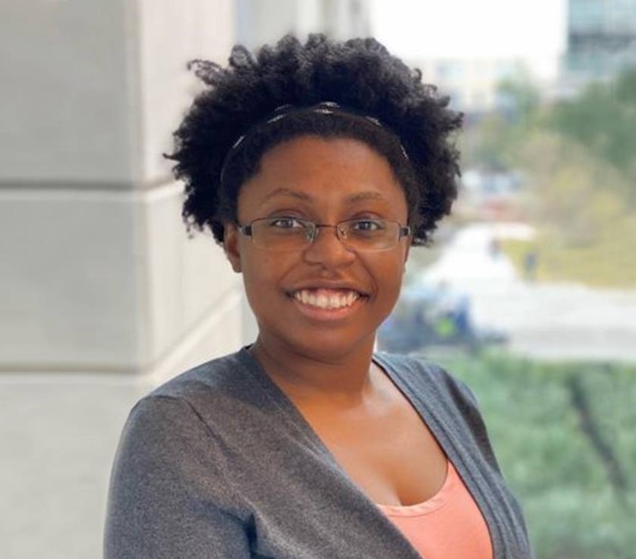 photo of Dr. Denisha R. Spires