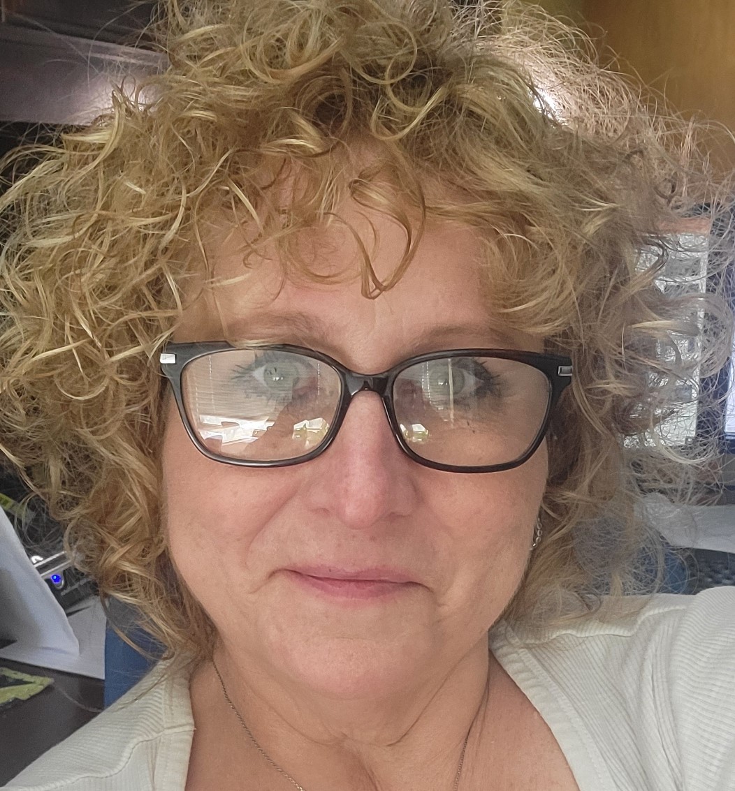 photo of Tina Hall