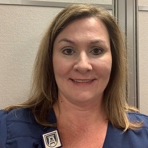 photo of Debra Steele