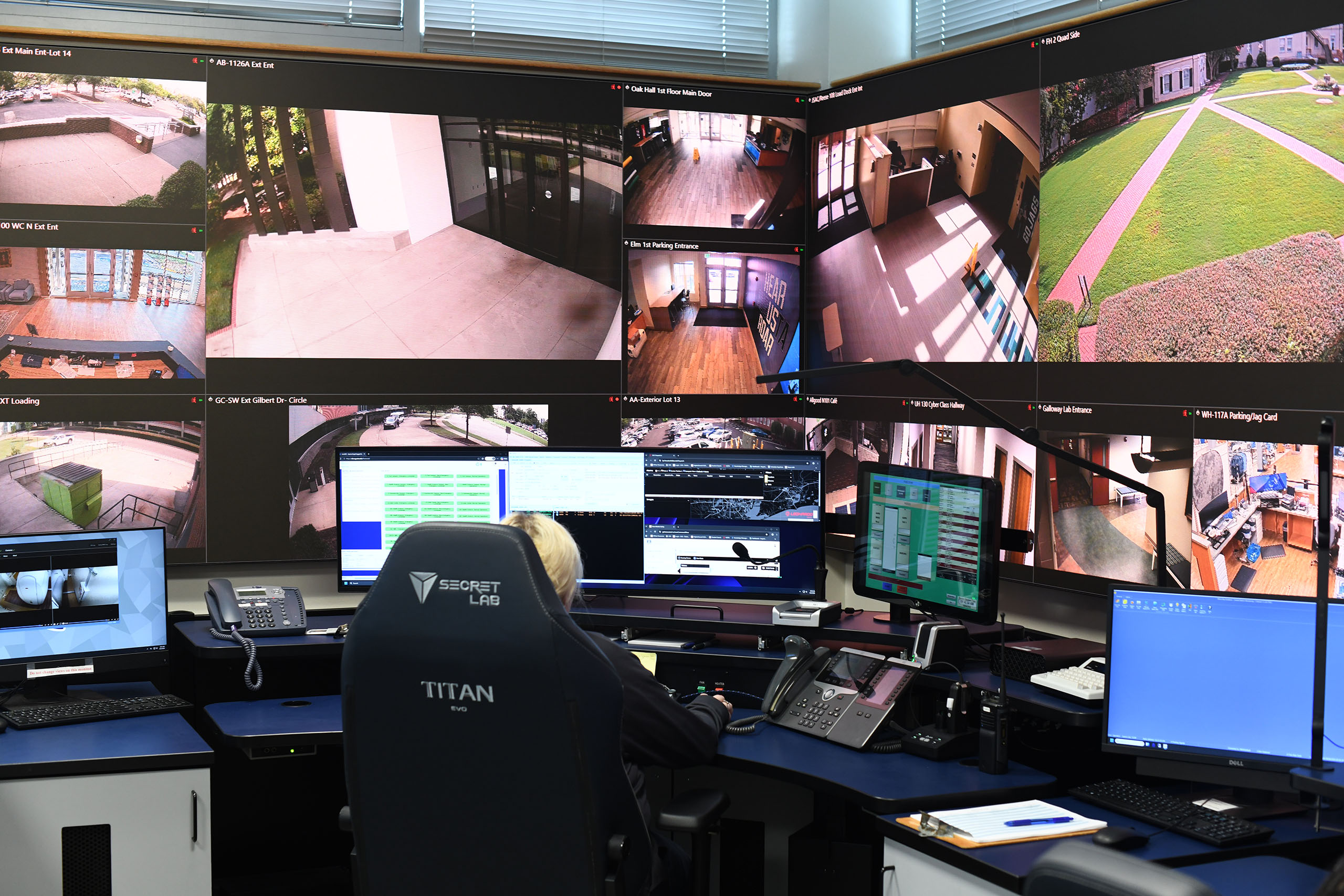 Join our team Real-time information center
