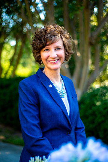 Dr. Susan Davies
